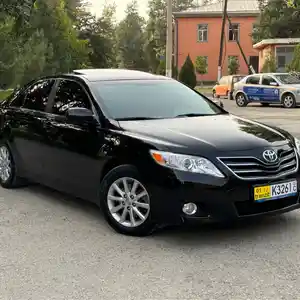 Toyota Camry, 2010