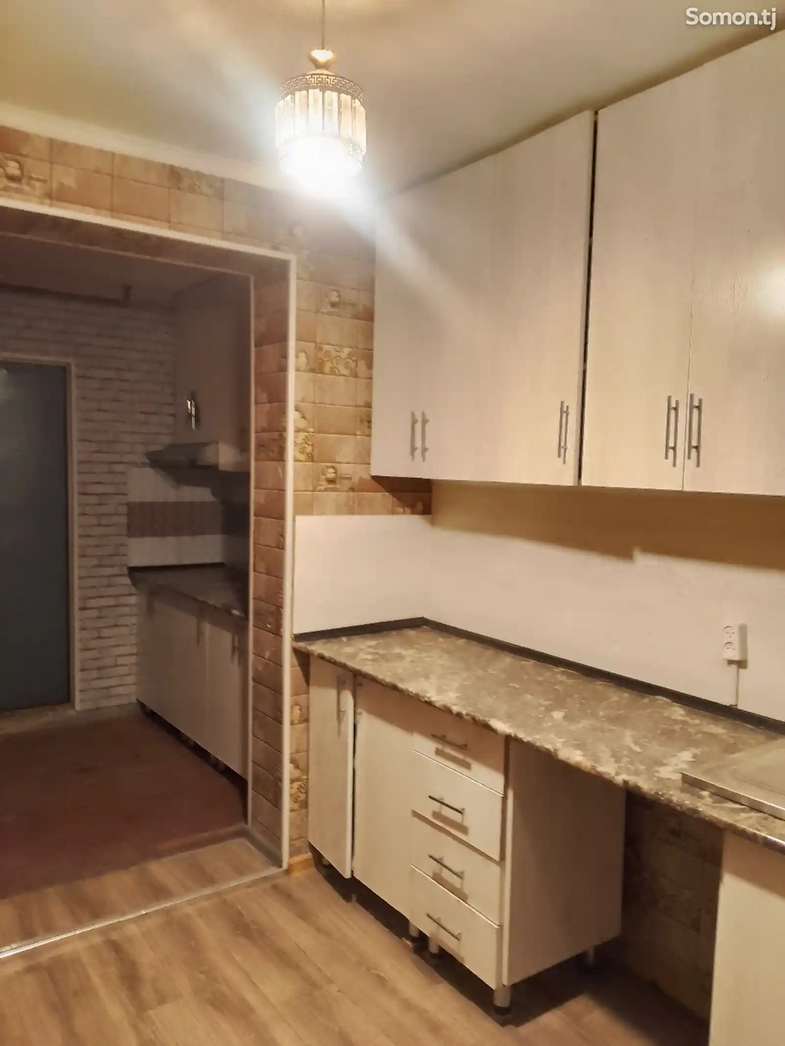 3-комн. квартира, 1 этаж, 70м², фирдавси-3