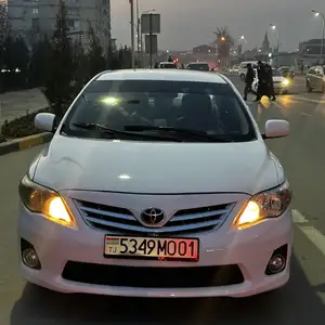 Toyota Corolla, 2013