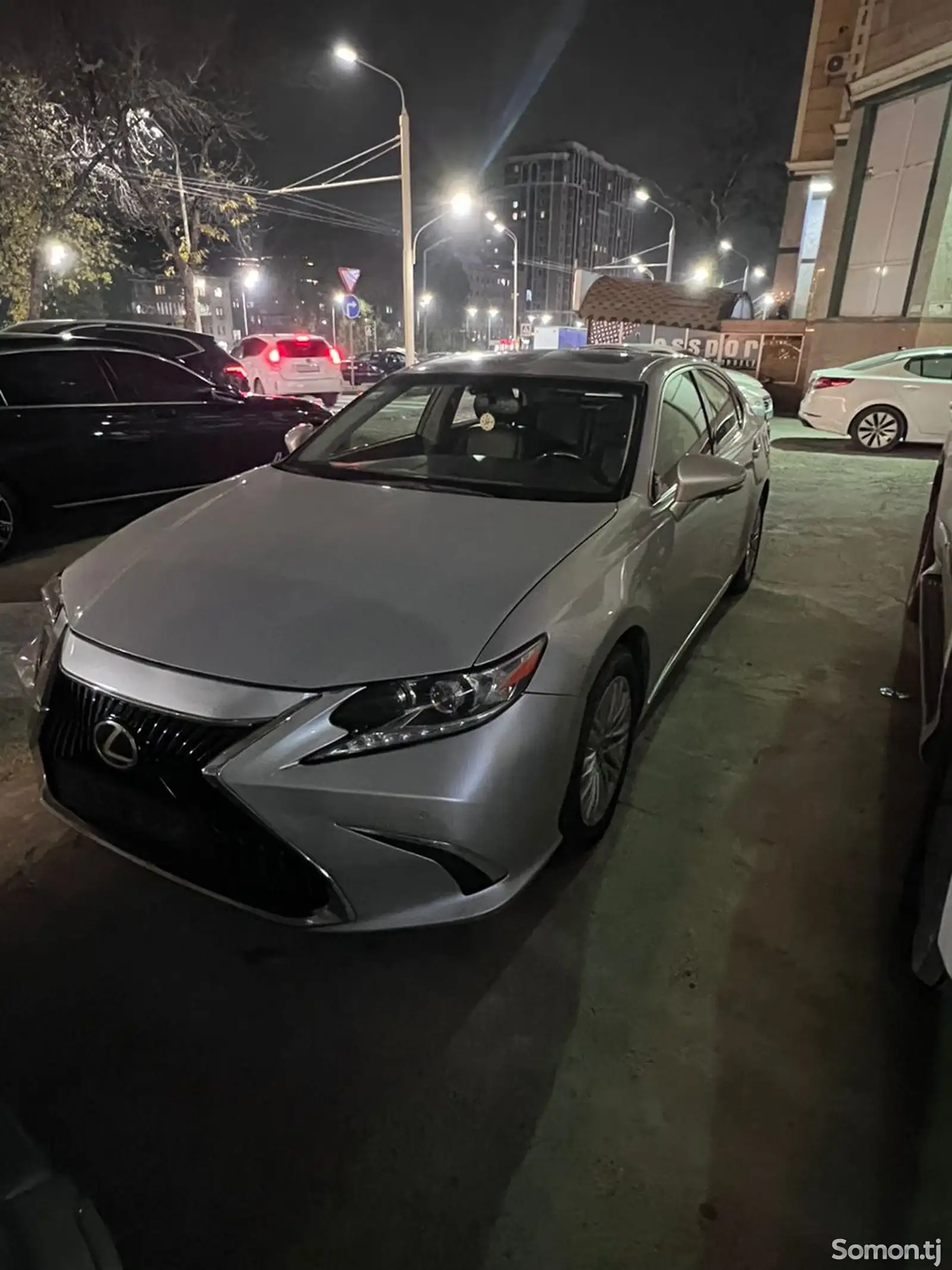 Lexus ES series, 2013-1