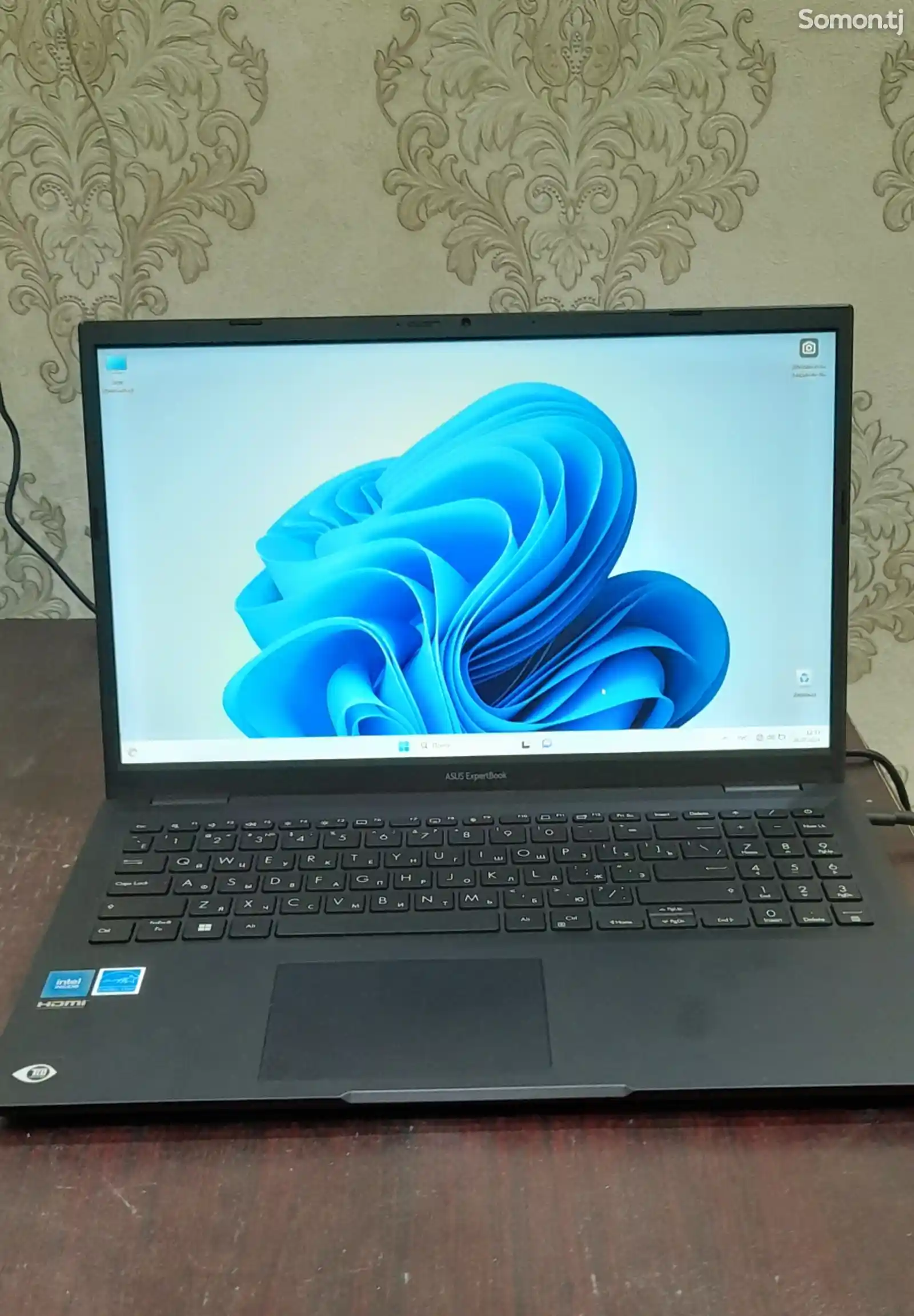 Ноутбук Asus ExpertBook-1