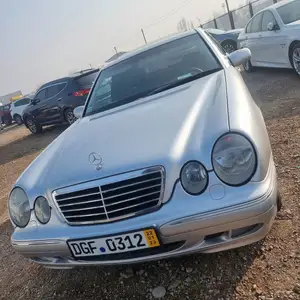 Mercedes-Benz E class, 2001