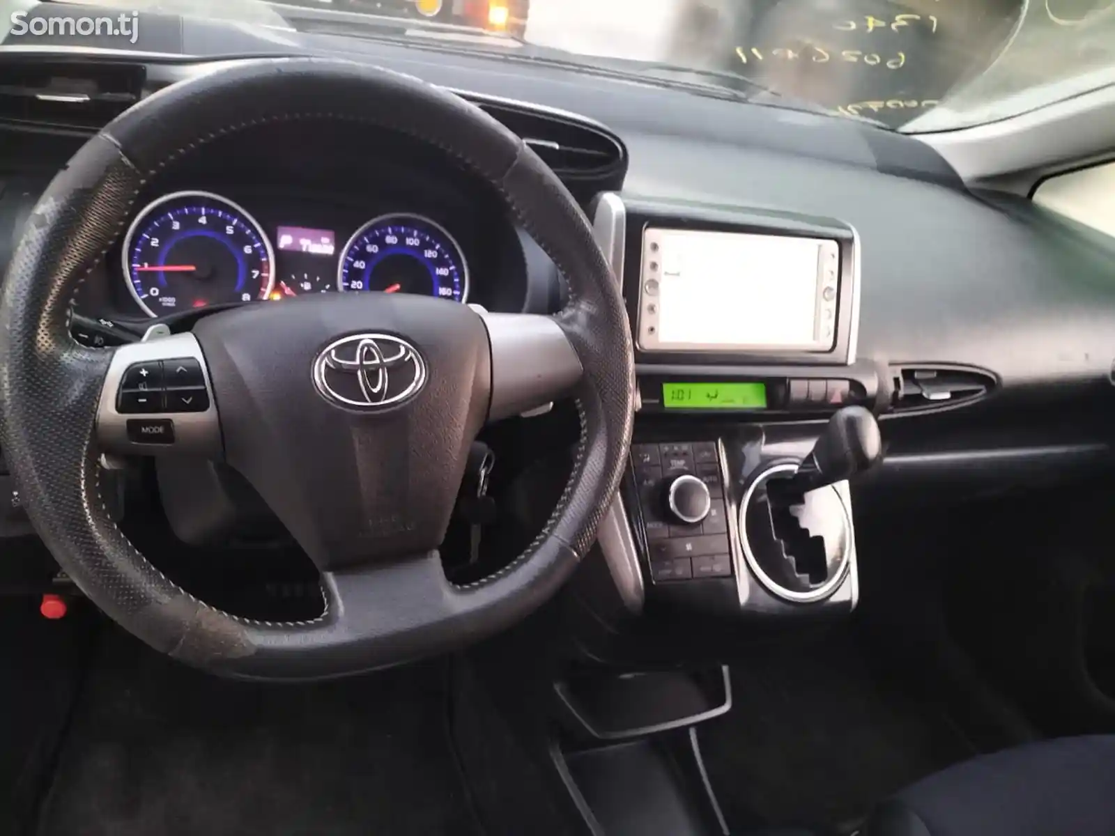 Toyota Wish, 2014-9