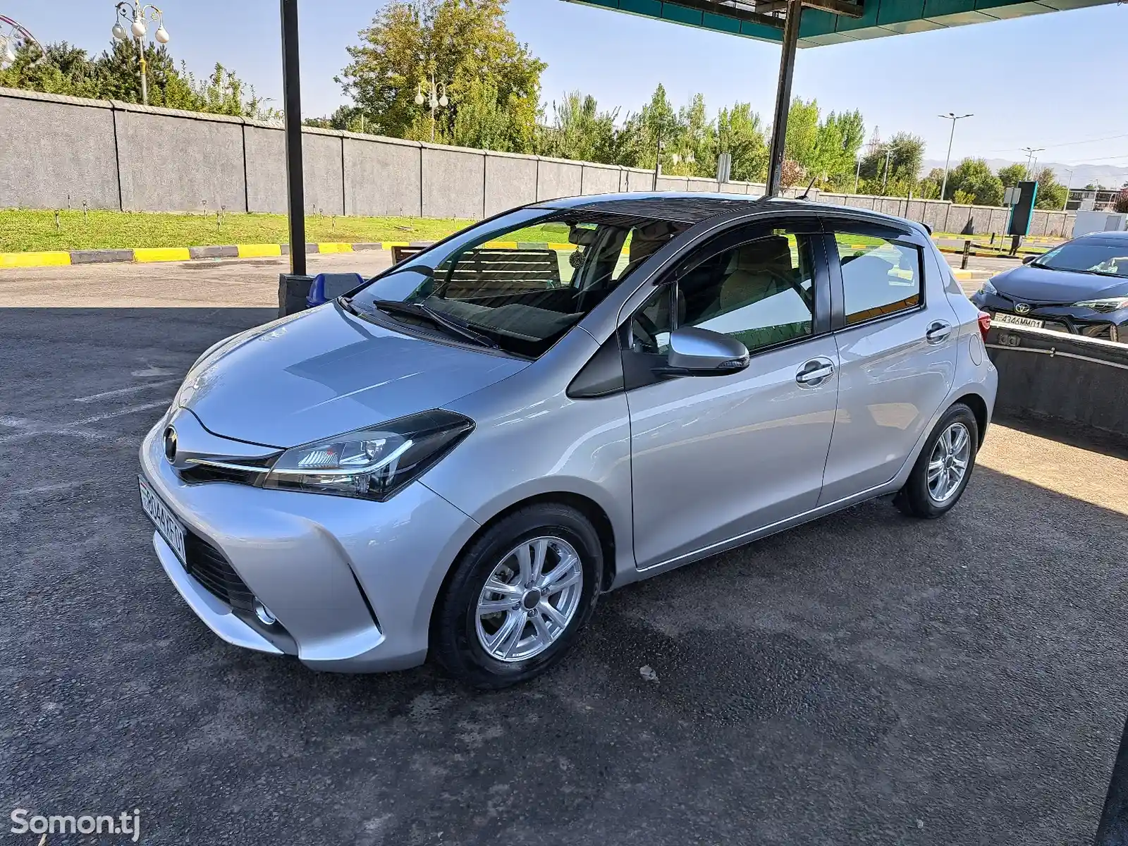 Toyota Vitz, 2015-8