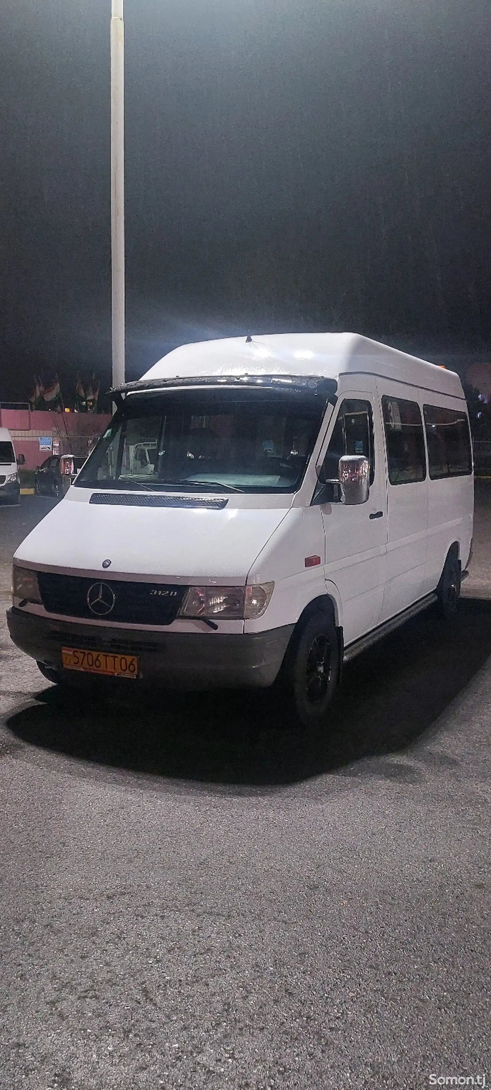 Mercedes-Benz Sprinter, 2000-1