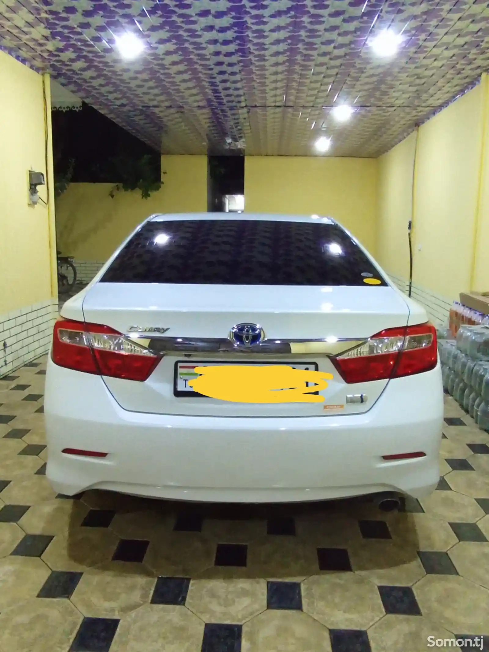 Toyota Camry, 2012-9