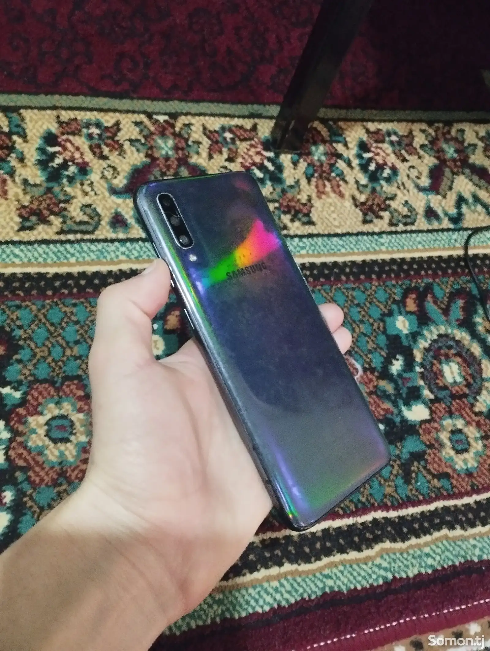 Samsung Galaxy A70-1