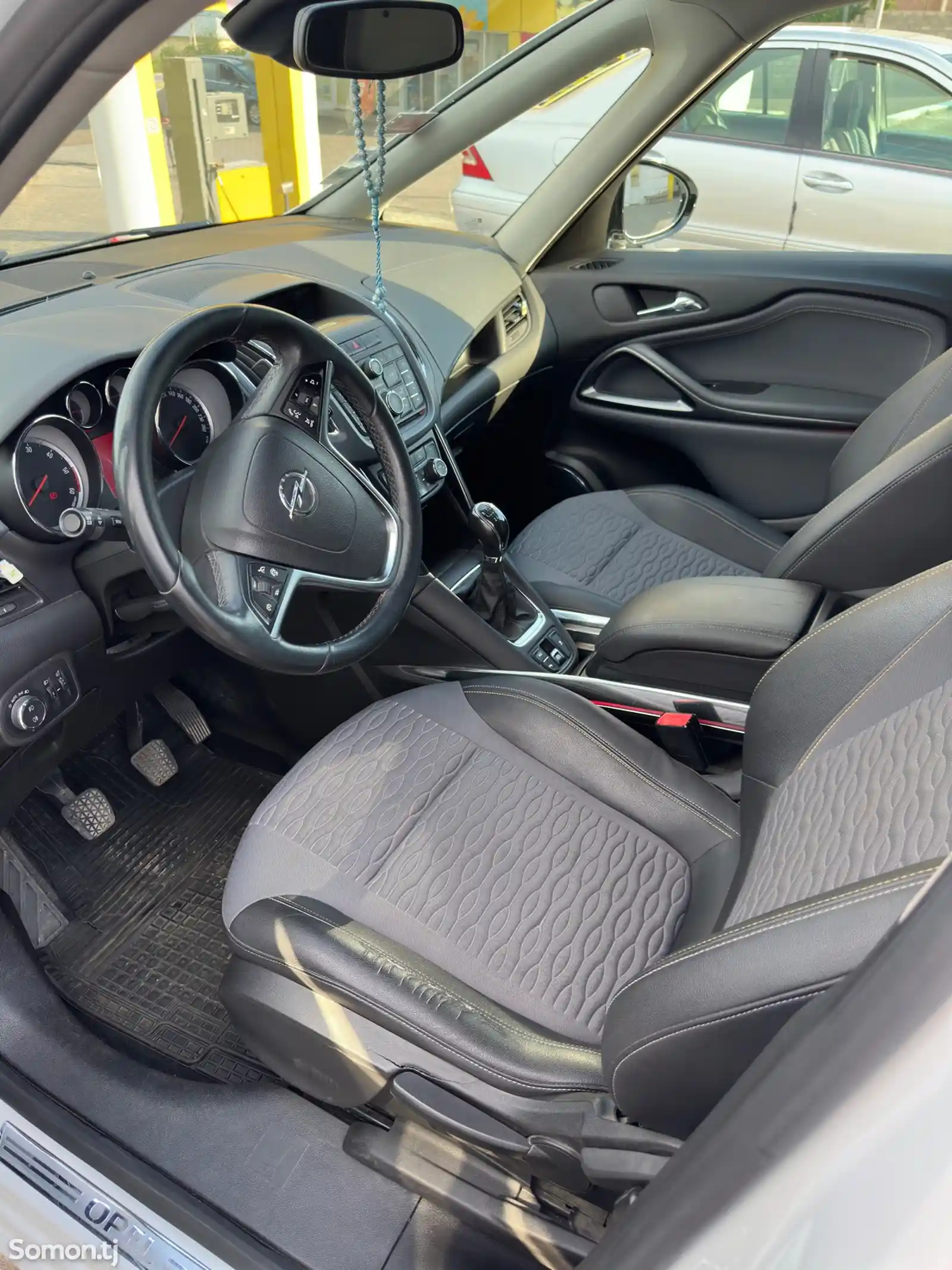 Opel Zafira, 2014-9