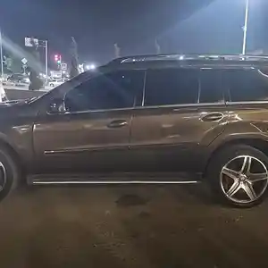 Mercedes-Benz GL class, 2012