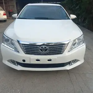 Toyota Camry, 2015