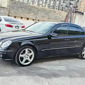 Mercedes-Benz E class, 2009