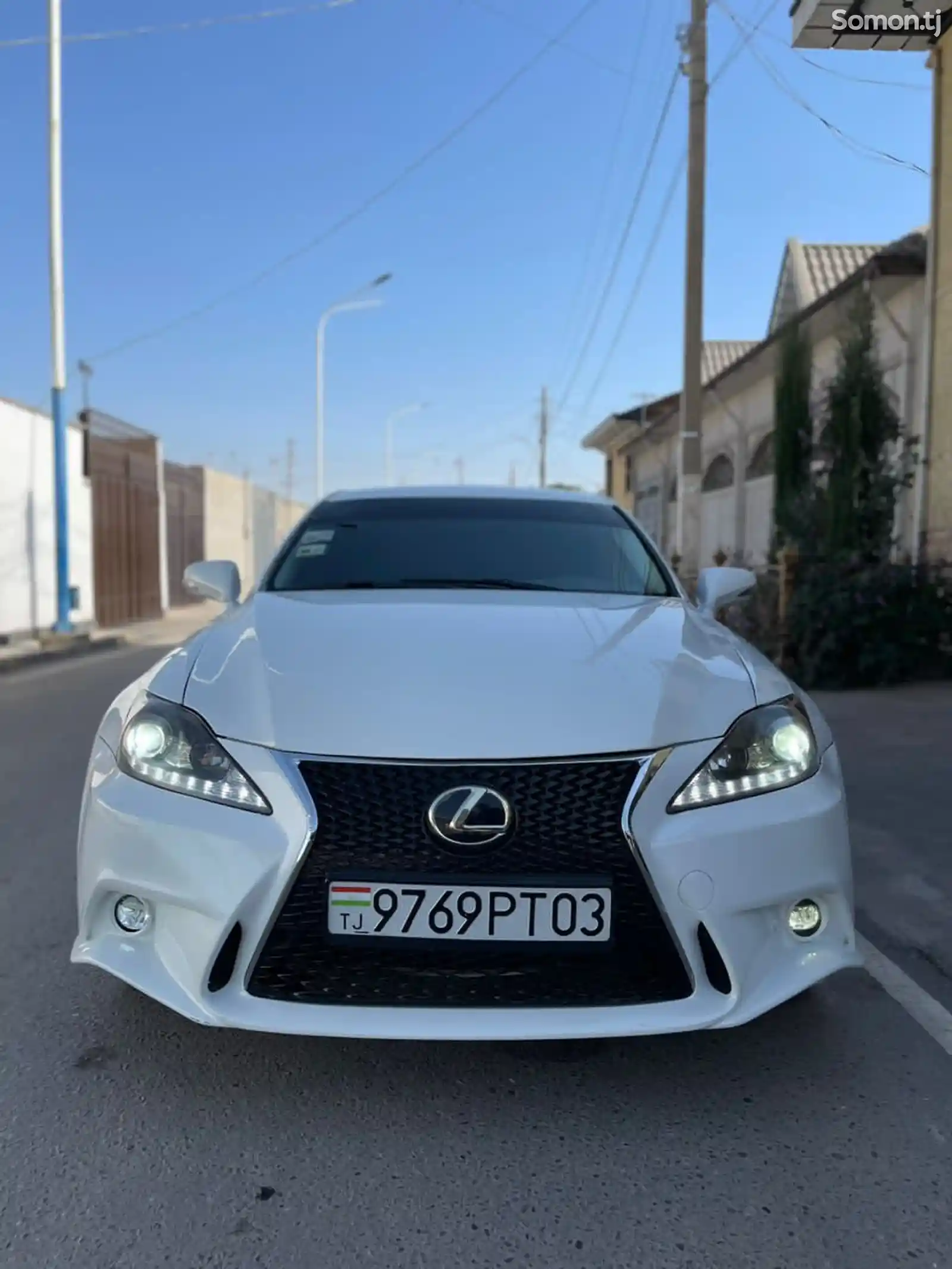 Lexus IS series, 2010-1