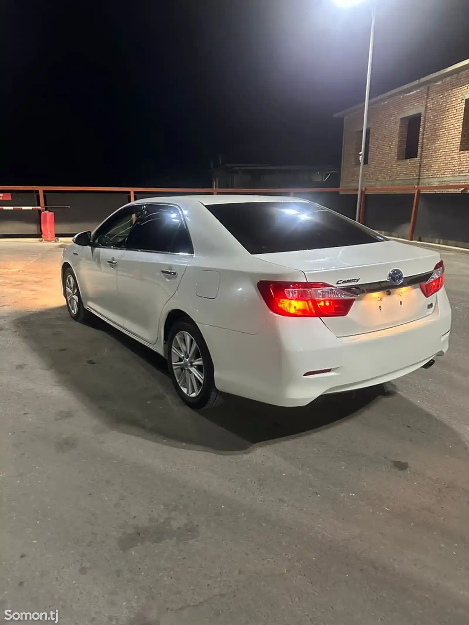 Toyota Camry, 2013-7