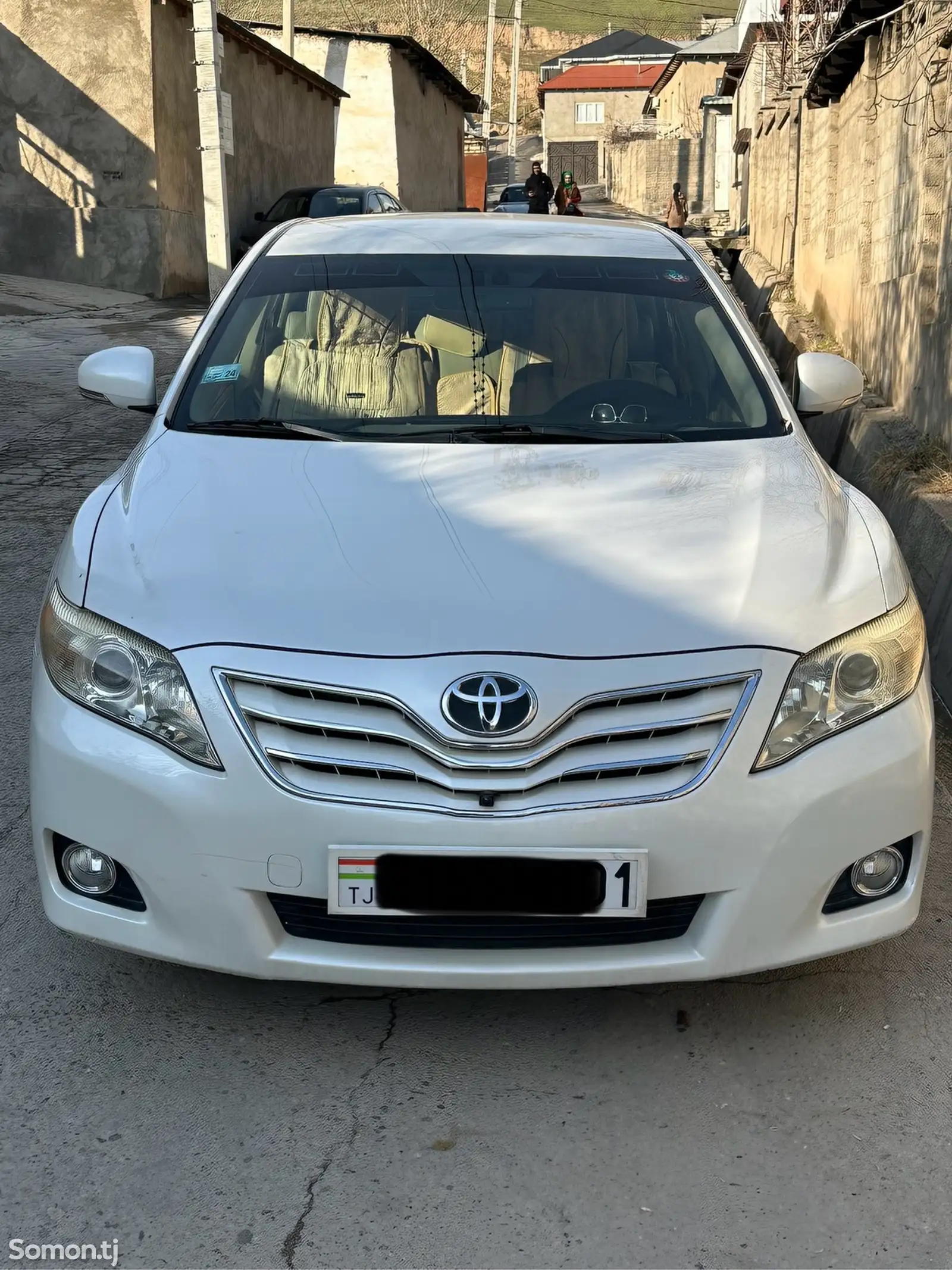 Toyota Camry, 2011-1