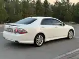 Toyota Crown, 2010-6