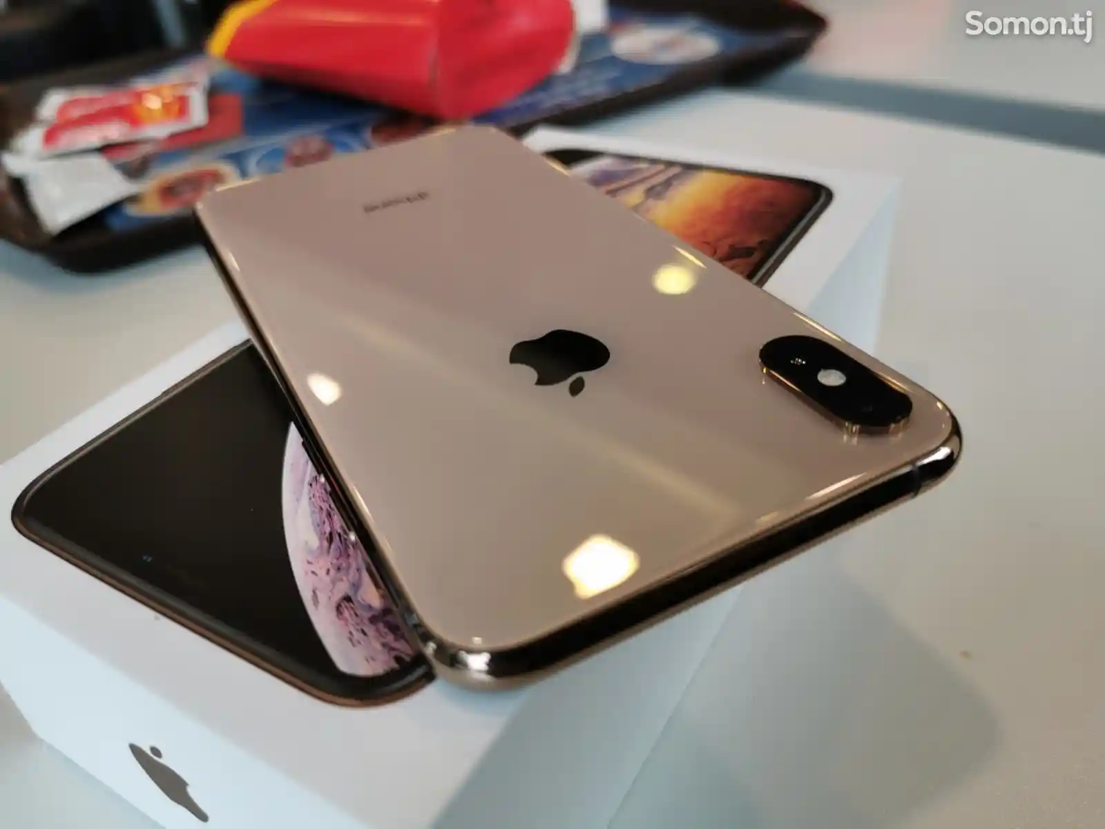 Apple iPhone Xs, 256 gb, Gold-1