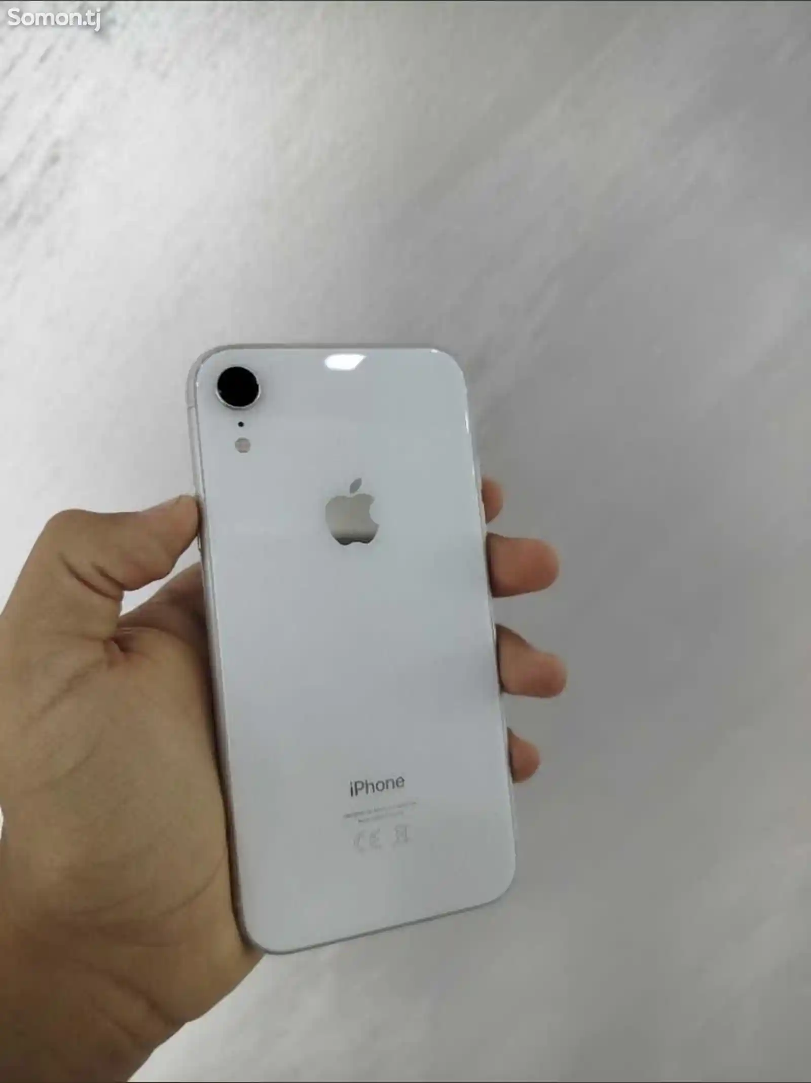 Apple iPhone Xr, 64 gb, White-1