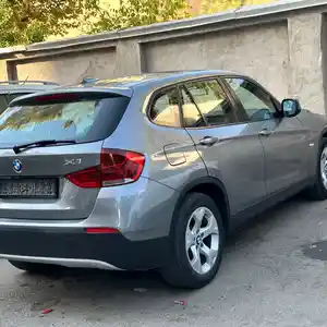 BMW X1, 2010