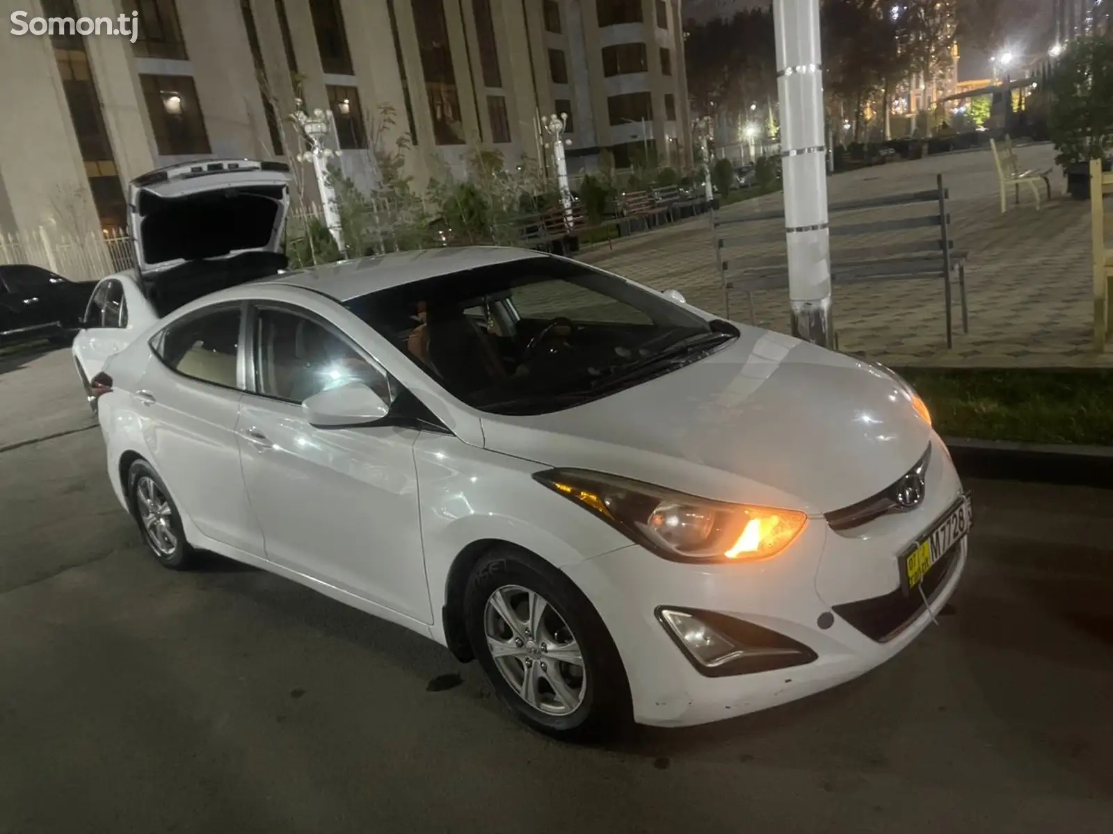 Hyundai Elantra, 2016-1