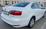 Volkswagen Jetta, 2012-4