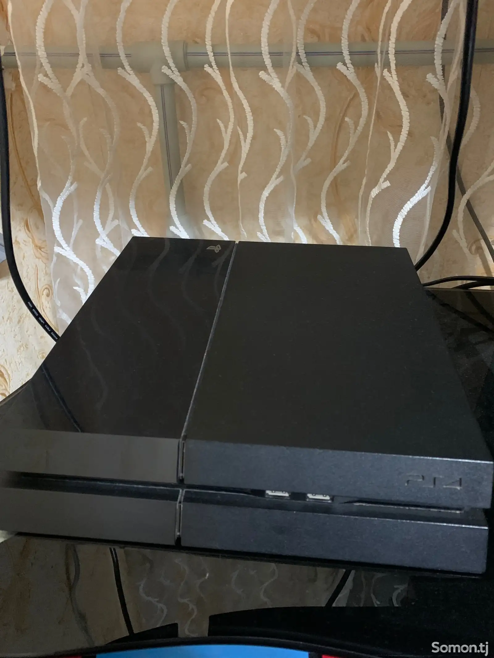 Игровая приставка Sony PlayStation 4 fat-1