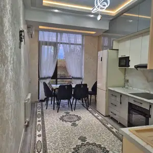 2-комн. квартира, 4 этаж, 85м², Исмоили Сомони