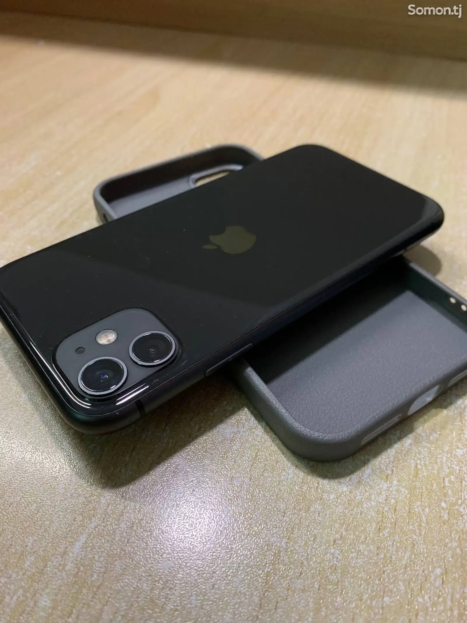 Apple iPhone 11, 64 gb, Black-1