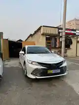 Toyota Camry, 2019-6