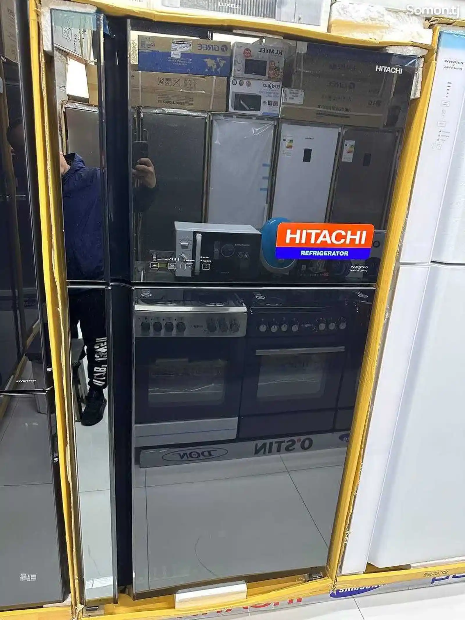 Холодильник Hitachi 800