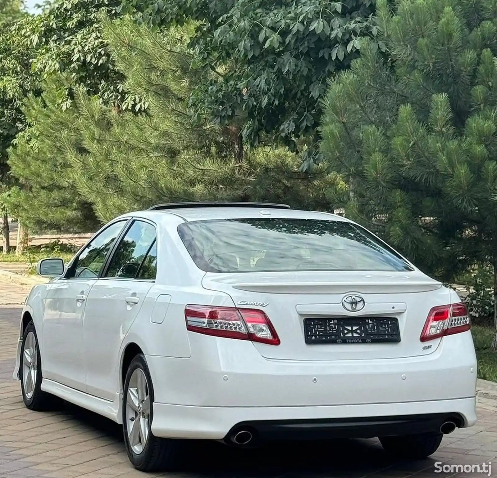 Toyota Camry, 2010-3