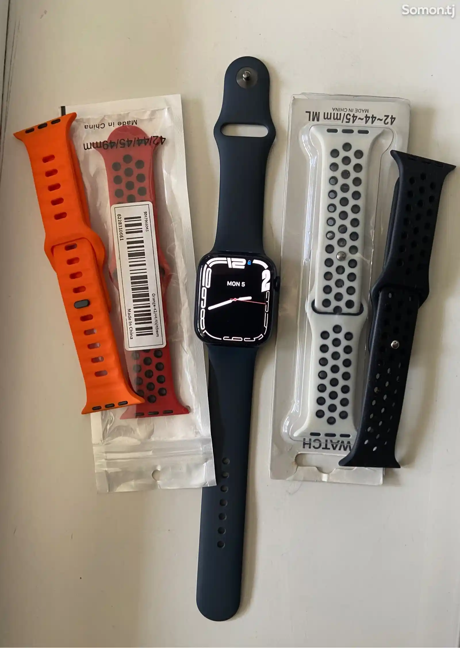 Смарт часы Apple Watch 7 Black-1