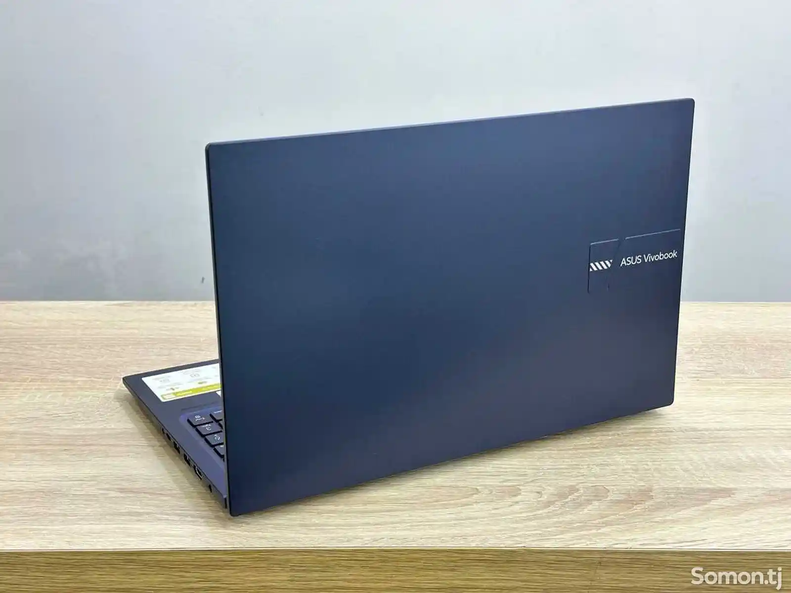 Ноутбук Asus Vivobook-7