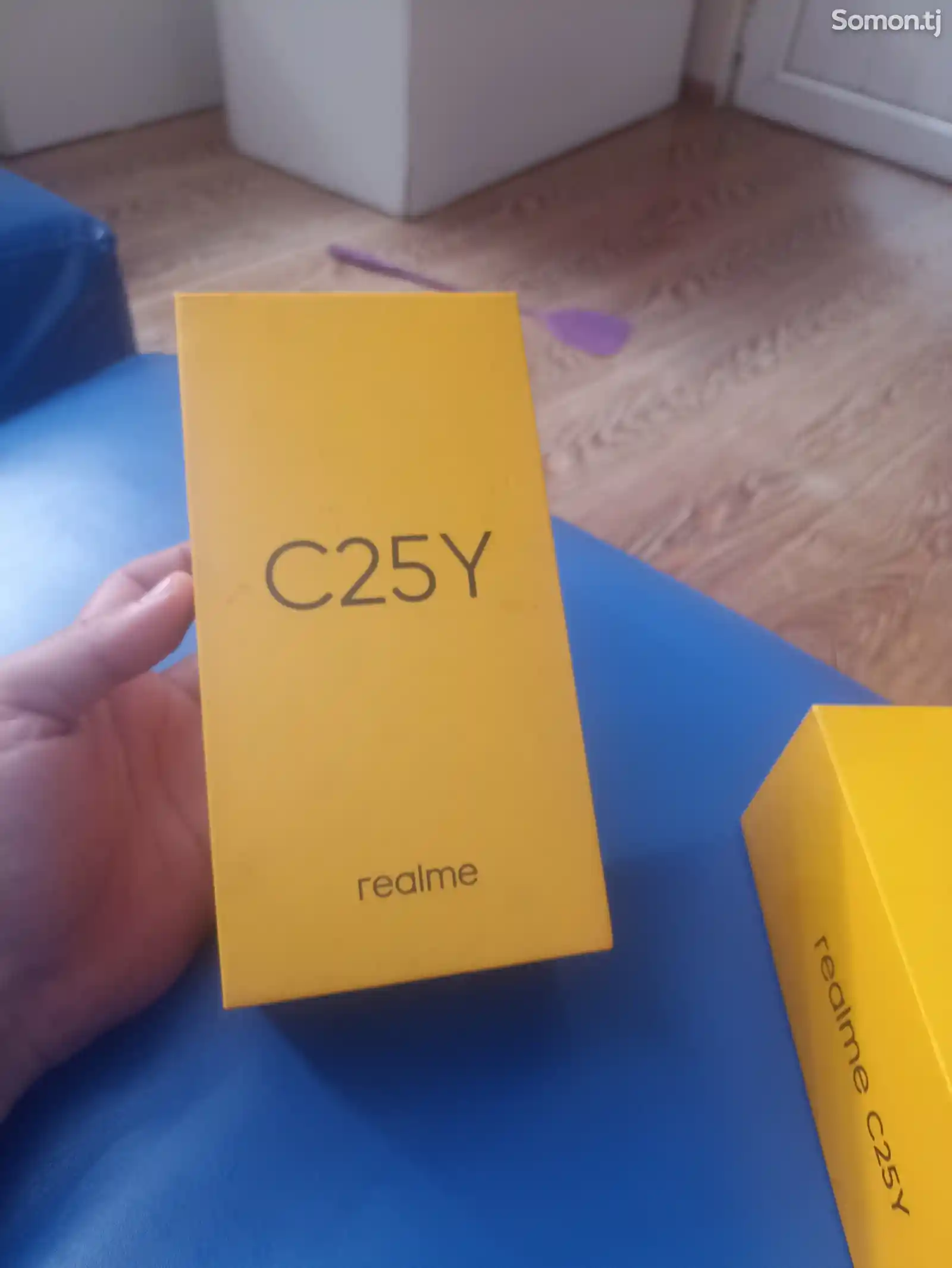 Realme C25Y-4