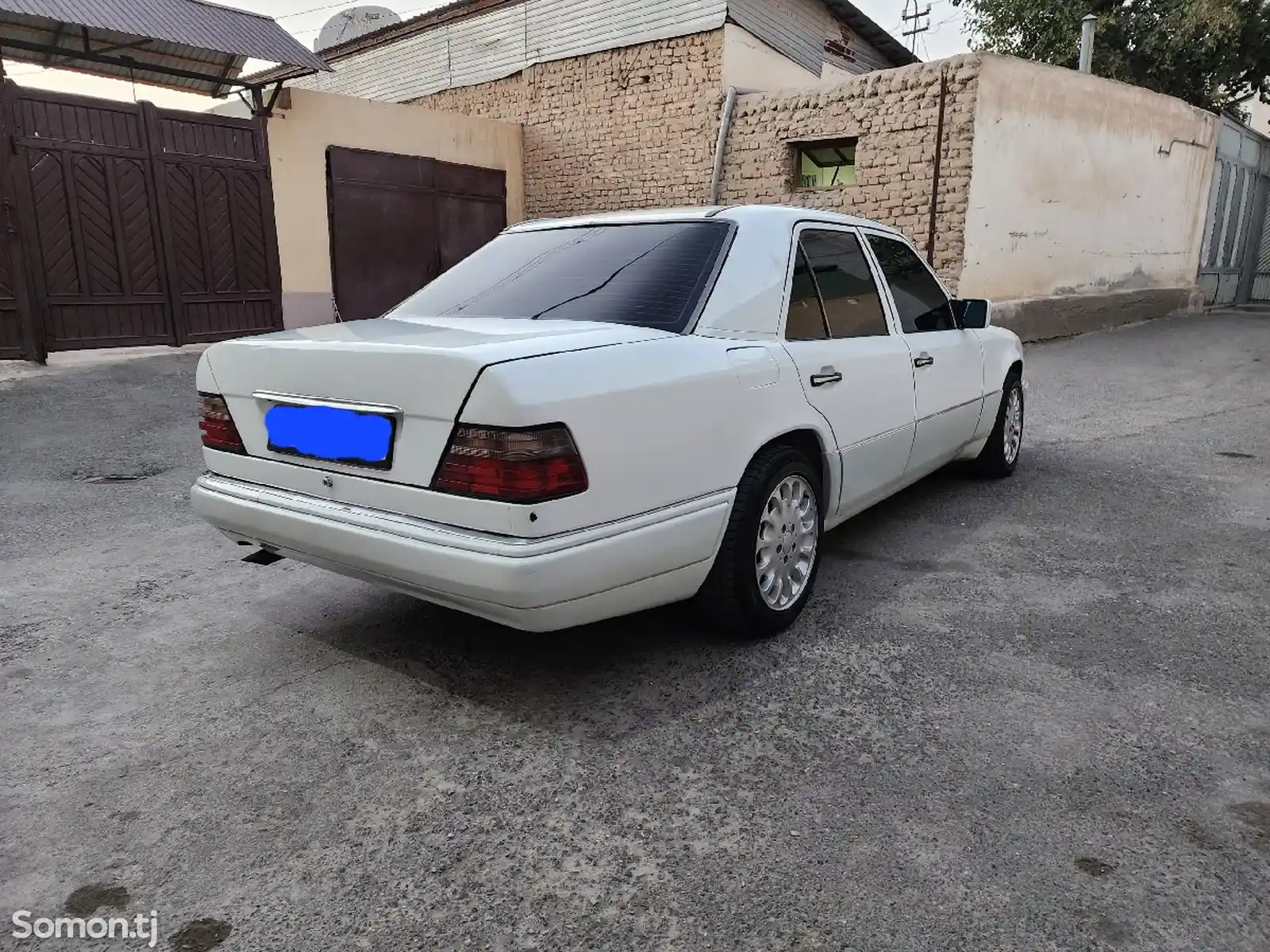 Mercedes-Benz W124, 1994-3