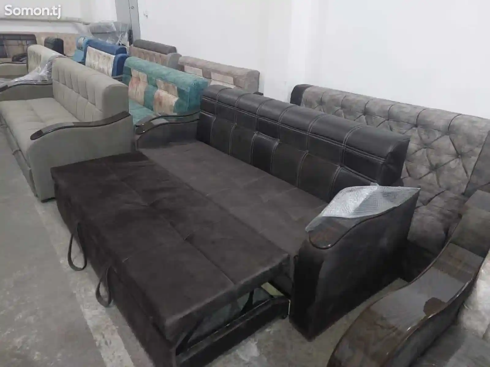 Раскладной диван для гостиной-5