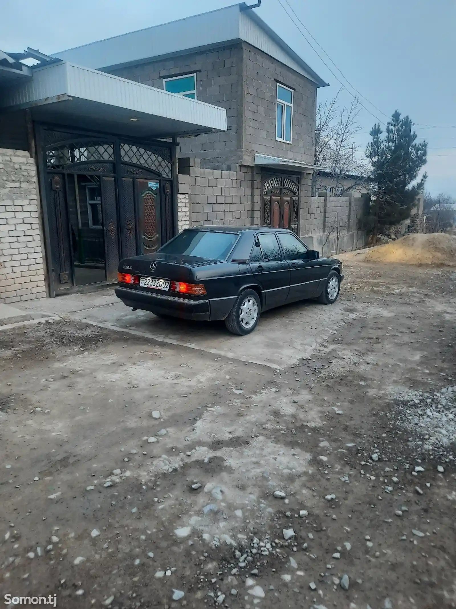 Mercedes-Benz W201, 1990-2