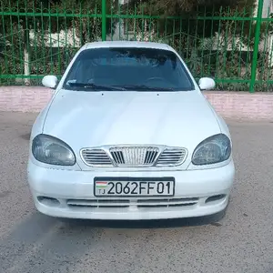 Daewoo Lanos, 1997