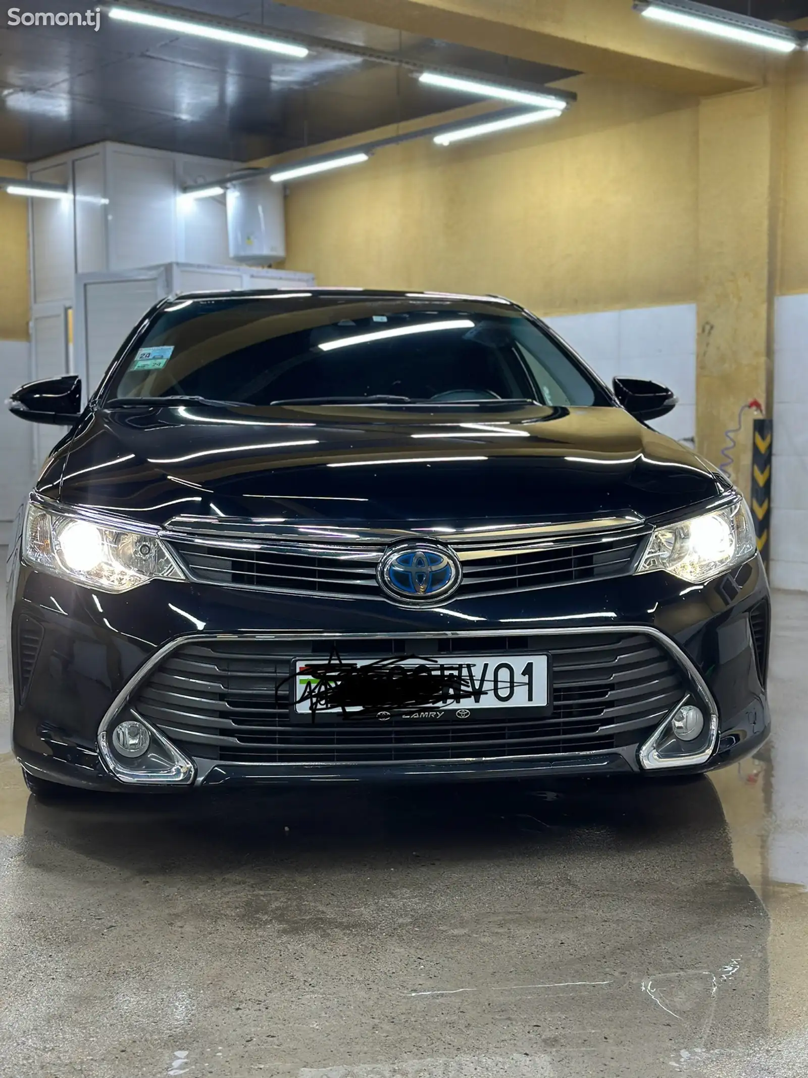 Toyota Camry, 2015-1