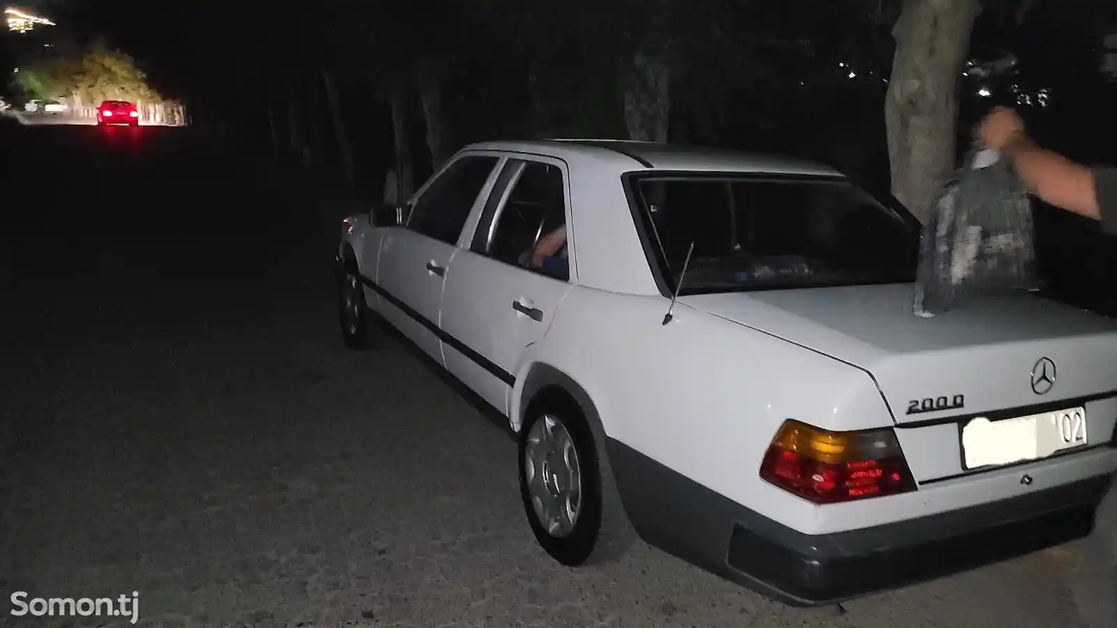 Mercedes-Benz W124, 1987-4