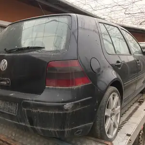 Volkswagen Golf, 1999