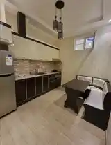 2-комн. квартира, 8 этаж, 70м², Исмоили Сомони-3