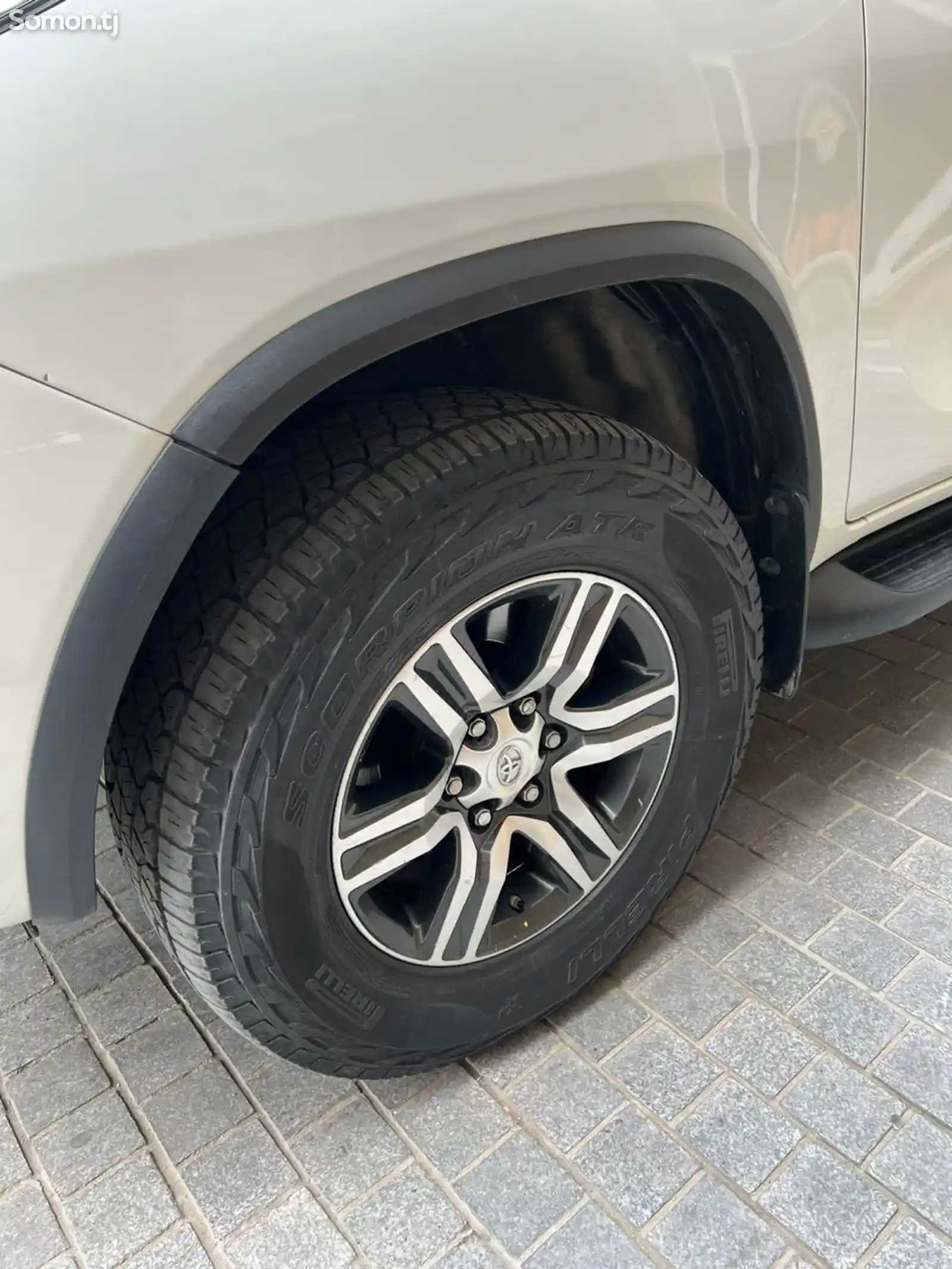 Toyota Fortuner, 2019-5