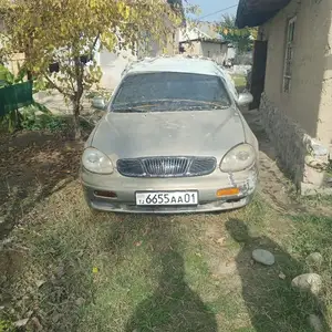 Daewoo Leganza, 1998