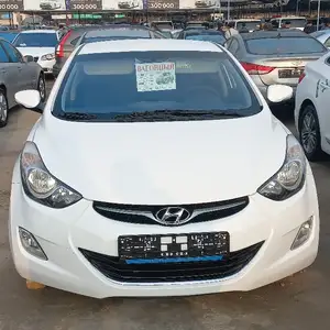 Hyundai Avante, 2012