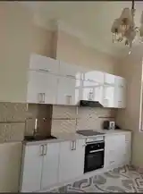 4-комн. квартира, 4 этаж, 160м², 82мкр-13