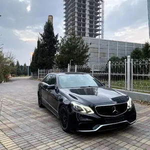 Mercedes-Benz E class, 2010