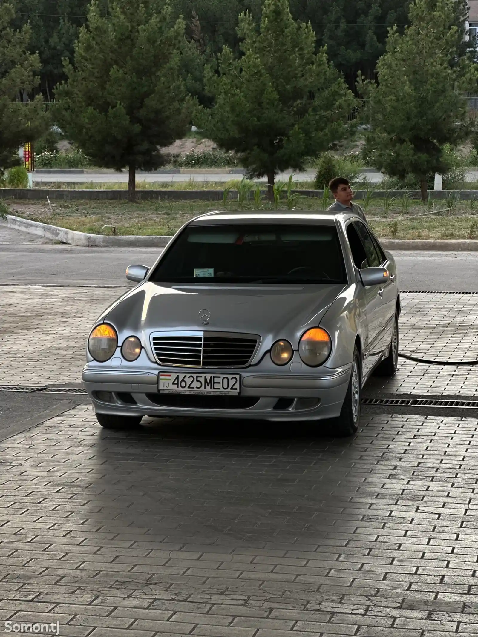 Mercedes-Benz E class, 1999-4