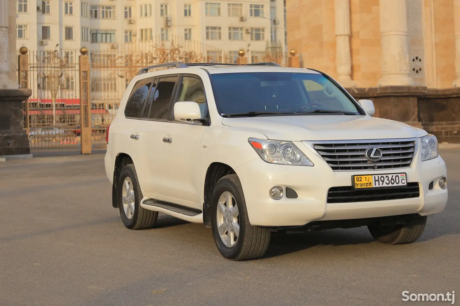 Lexus LX series, 2013-1