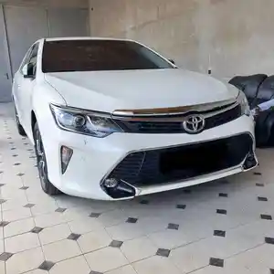 Toyota Camry, 2017