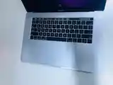 MacBook Pro-5